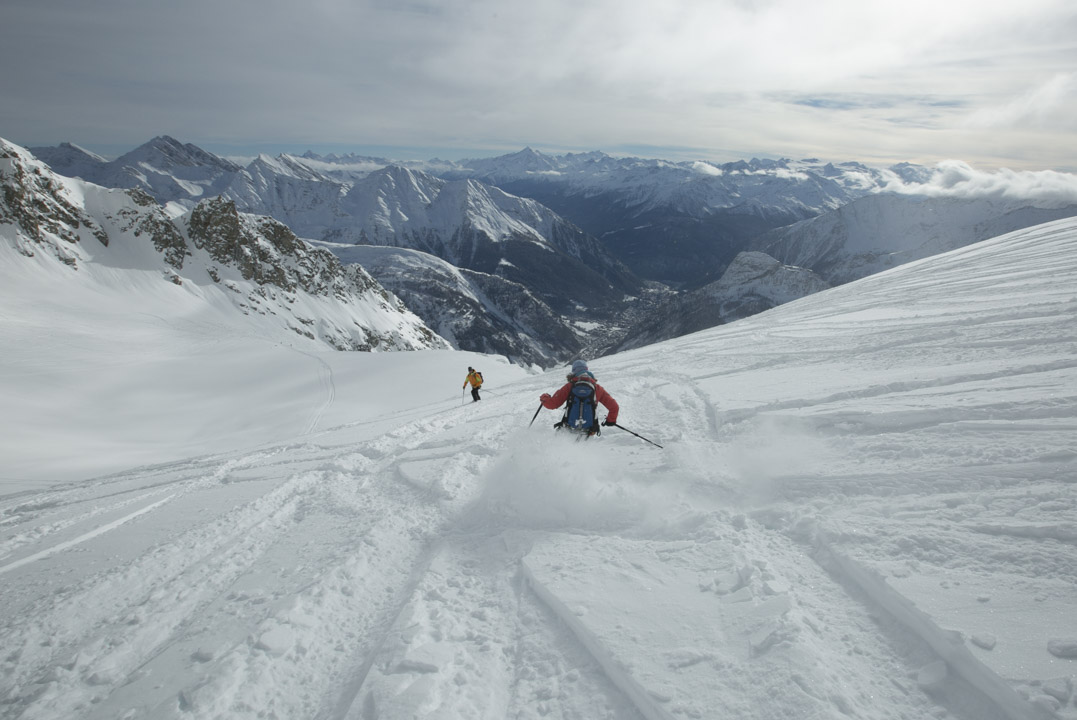 Skiing in Europe - Swisskisafari