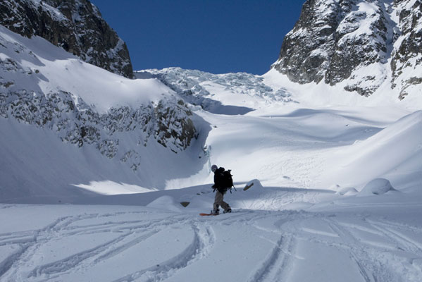 Luxury guided Snowboarding with Swisskisafari