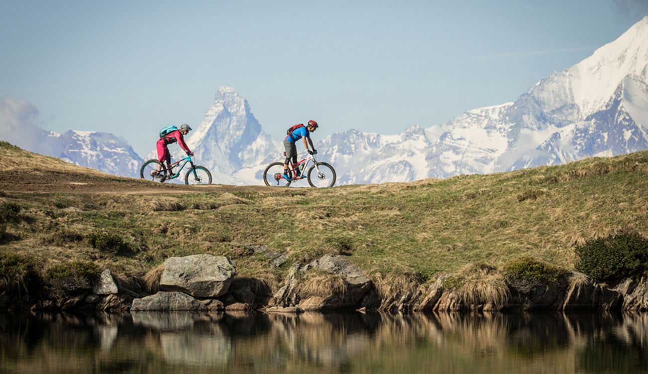 Guided-Mountain-Biking-In-The-Alps-Swiss-Ski-Safari