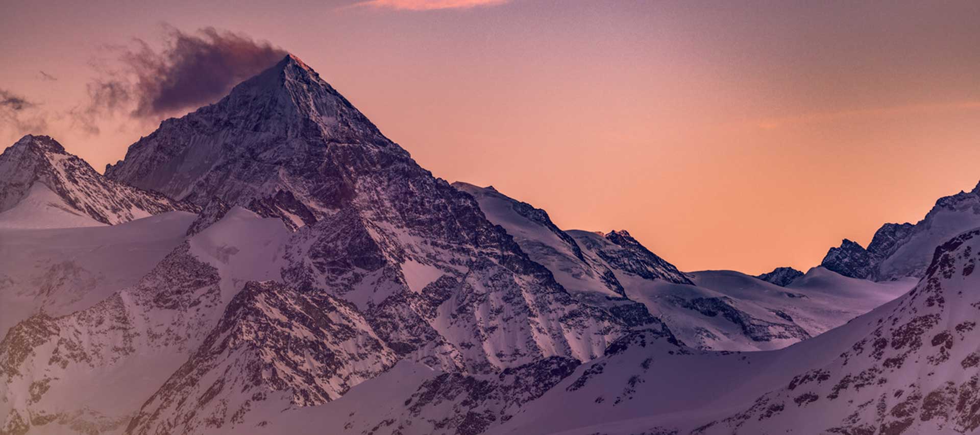 Luxury-Guided-Mountain-Travel-with-Swiss-Ski-Safari-winter