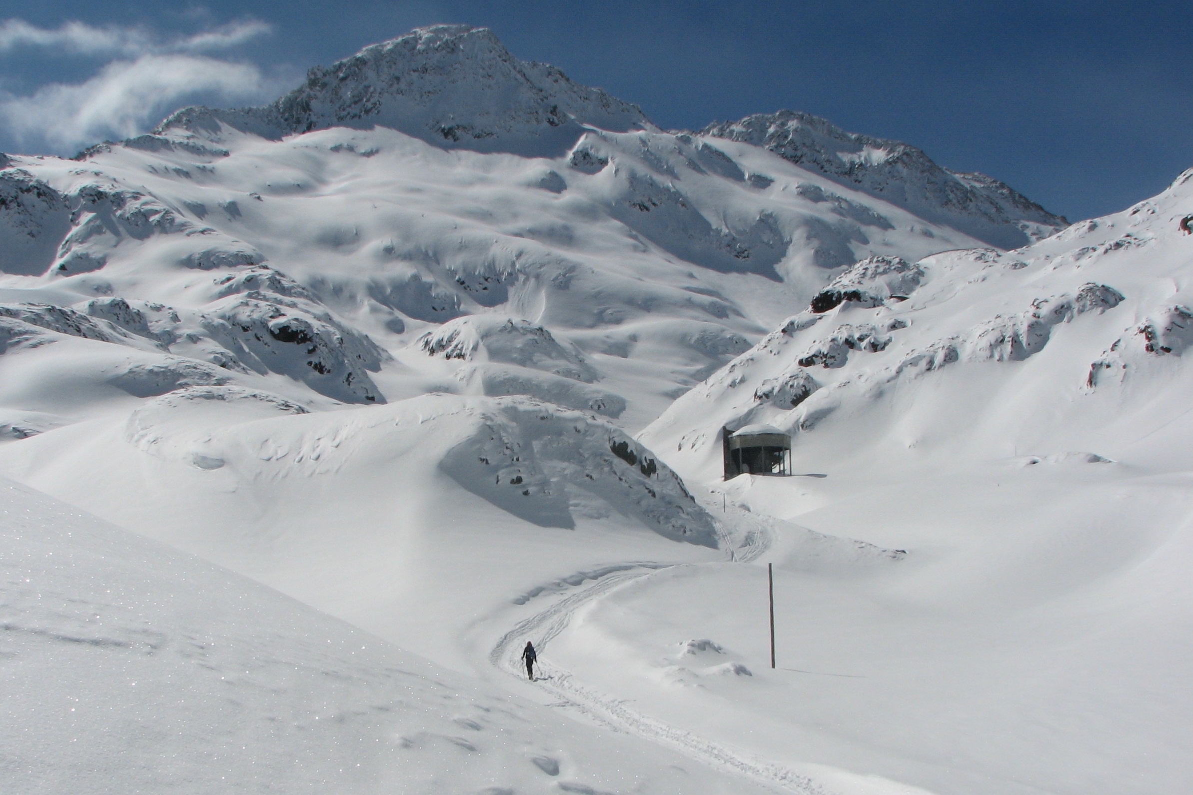 Ski-Italy-France-and-Switzerland-Swisskisafari