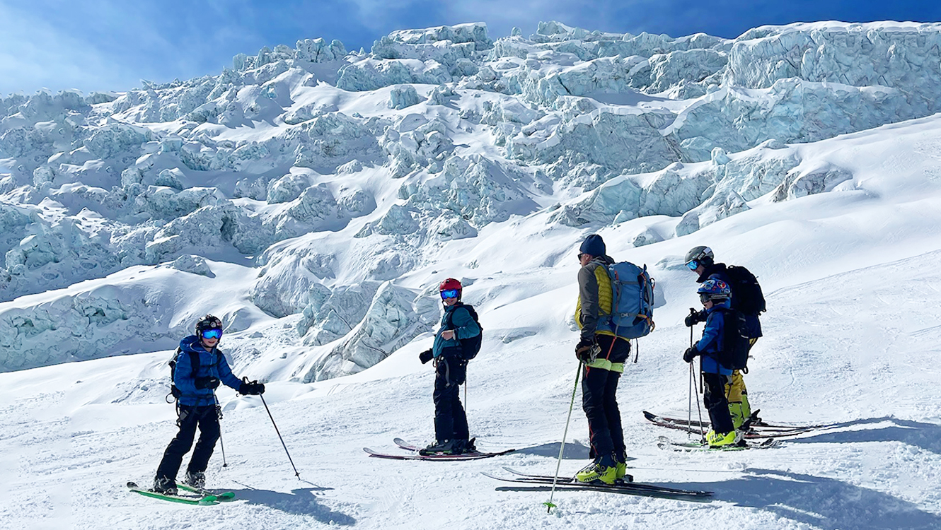 private-ski-experiences-in-the-alps- celebrations-Swisskisafari.