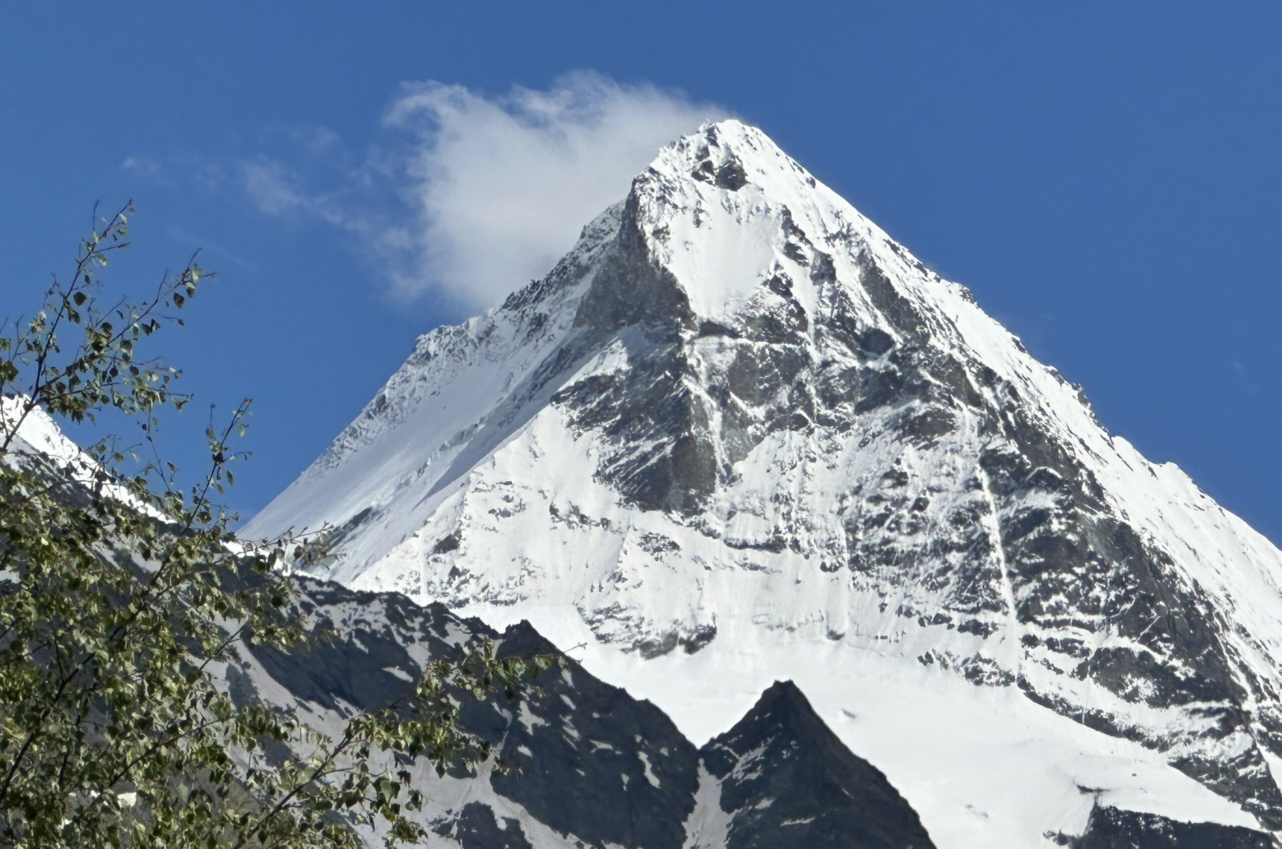 Best-Hiking-Trails-in-the-Alps-Swisskisafari