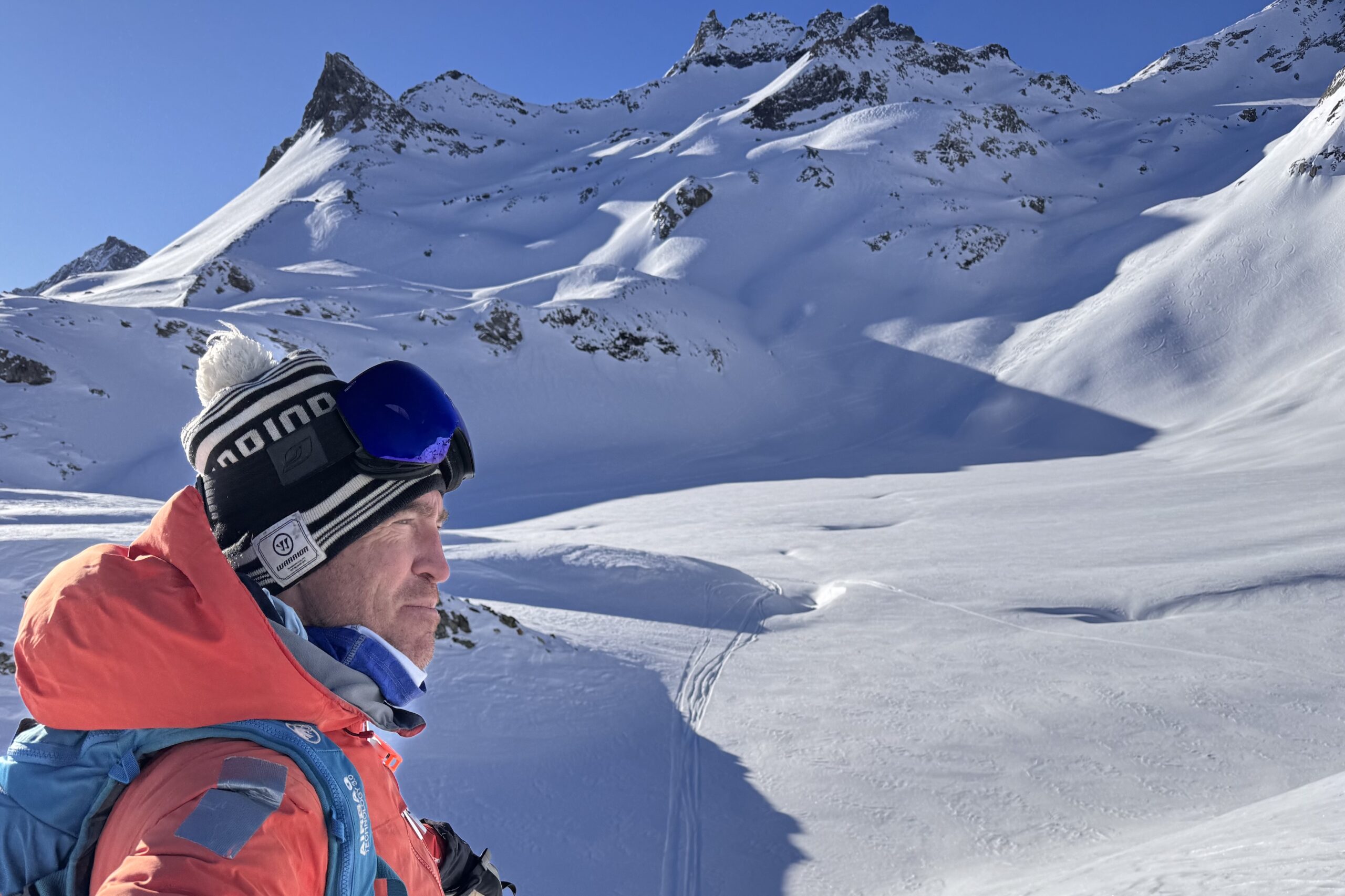 the perfect snow conditions in the Alps for heli-skiing