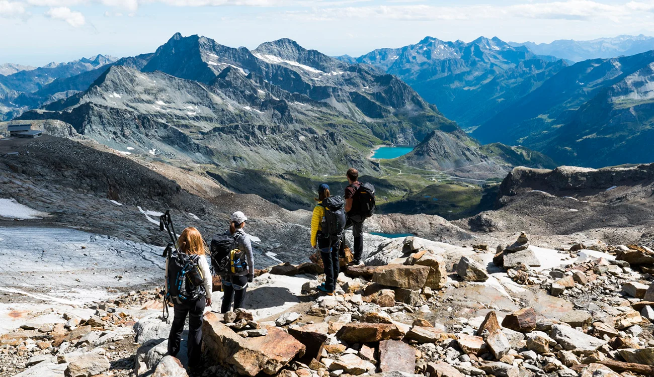 ifmga-mountain-guide-luxury-summer-safari-alps. 4-1300x750 IFMGA certified mountain guide leading a private luxury summer safari in the Alps